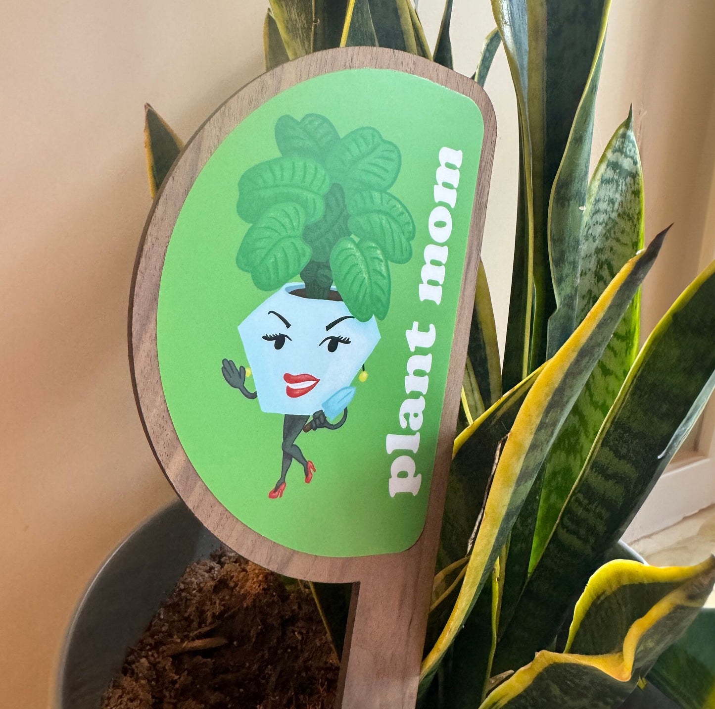 Plant Stakes β Plant Mom and Plant Dad (12 in x 4.5 in, Laser cut maple plywood plant stake for the Green thumb in your life)
