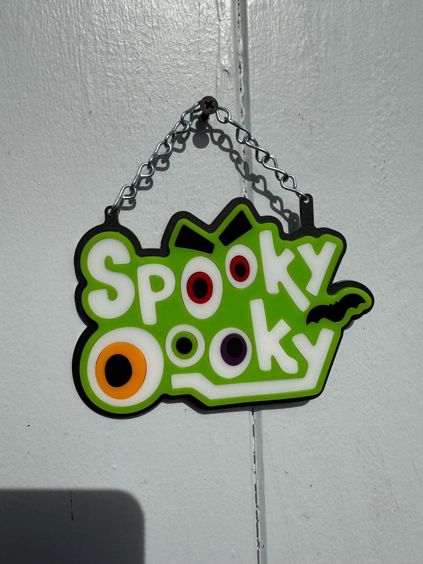 Spooky Ooky Hanging Wall in green — cute and goofy Halloween decor. Boo!