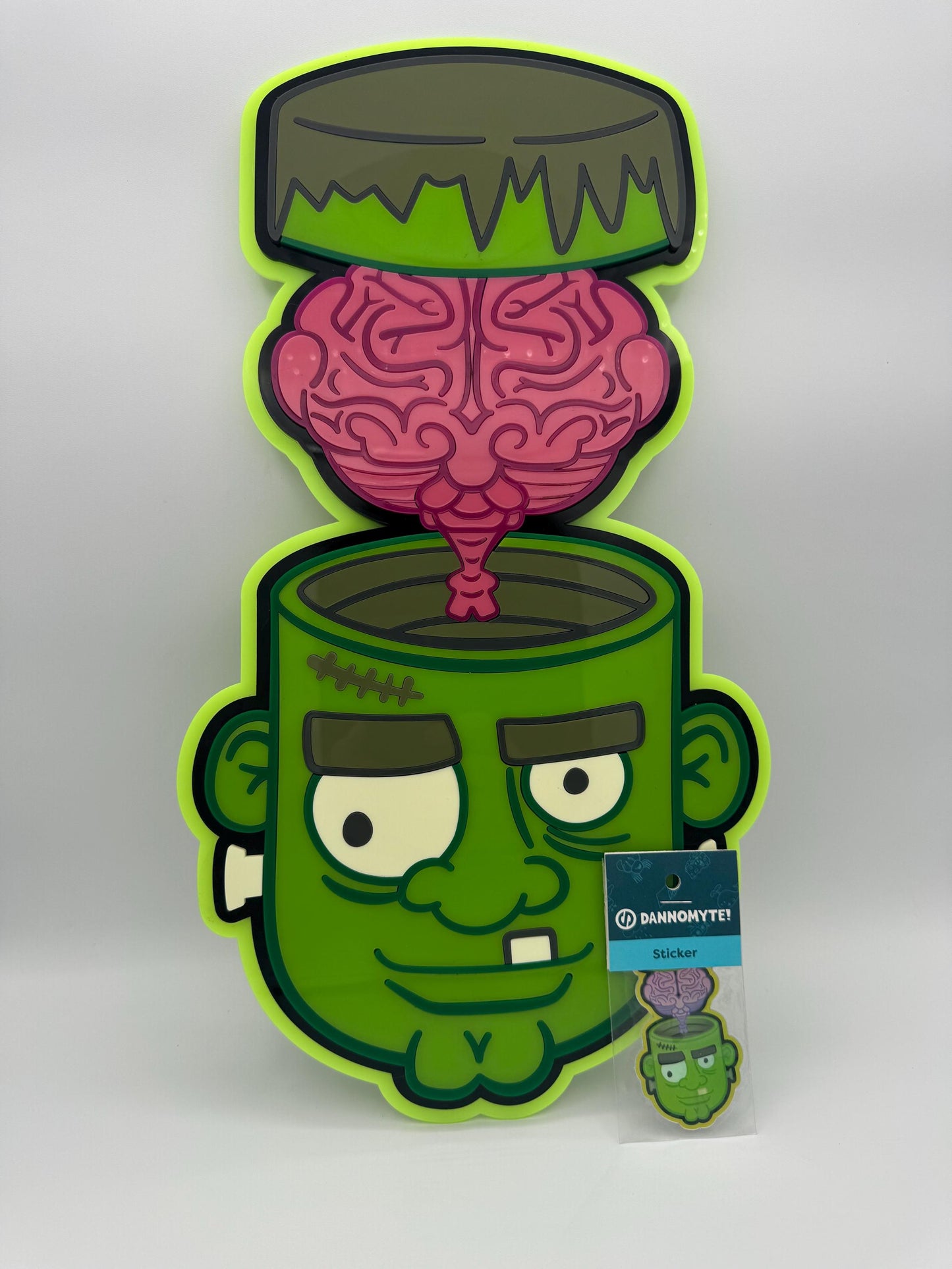 Frankenstein’s Monster Brain Wall Art — Creepy Halloween Sign for Classic Horror Lovers and Mad Scientists